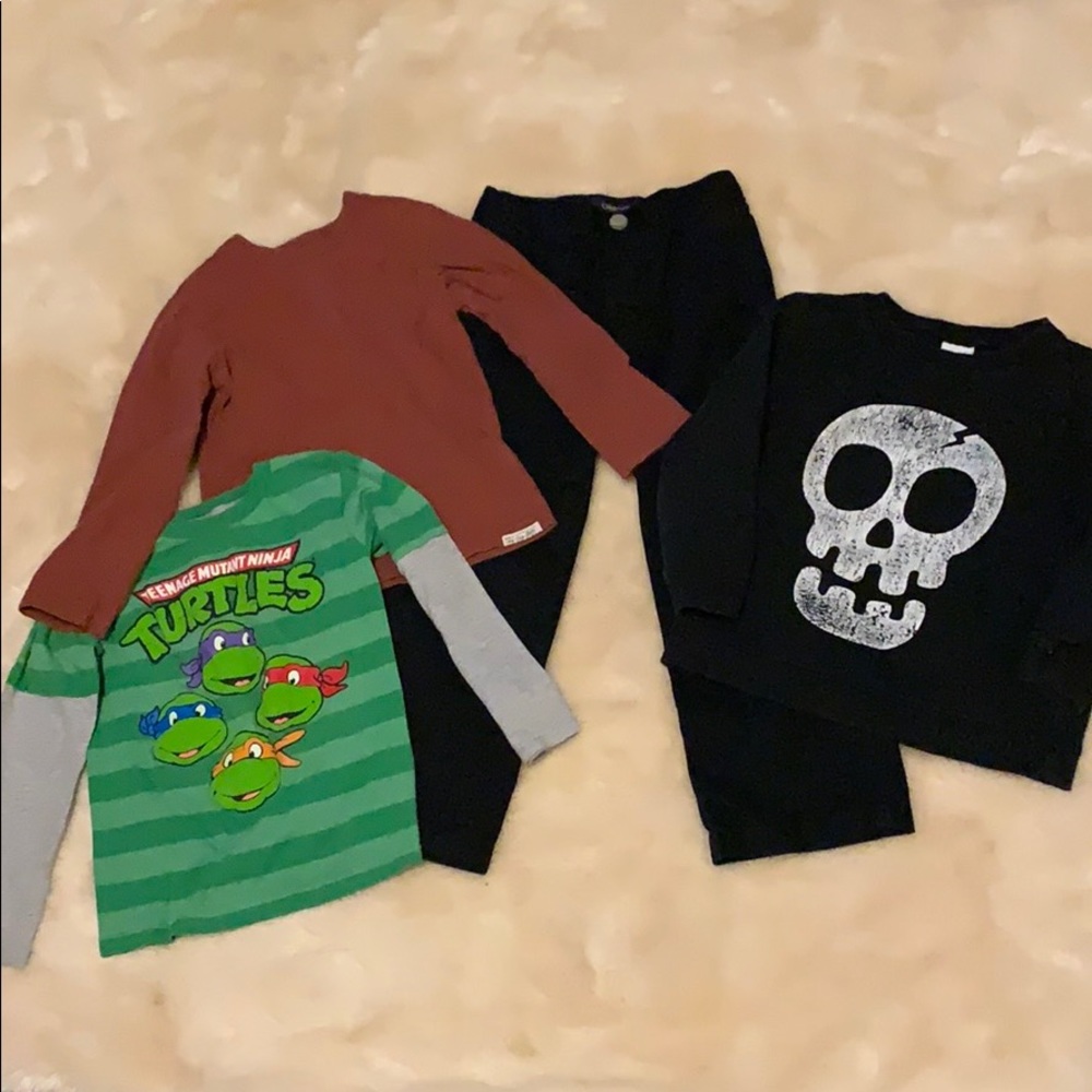 2 long sleeve, 1 sweater and 1 pair black jeans